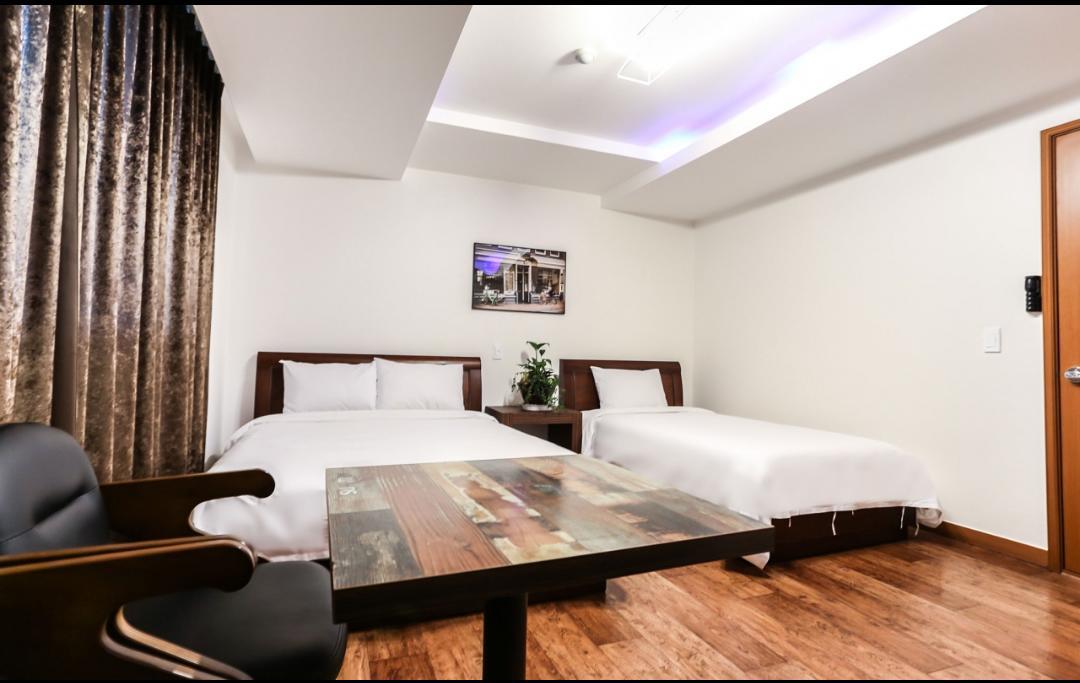 Crystal Motel Gangneung Bagian luar foto
